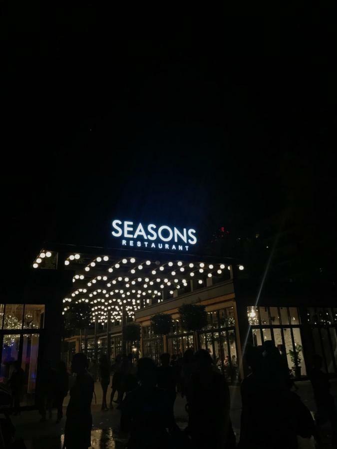 Versace Downtown Erevan Exterior foto